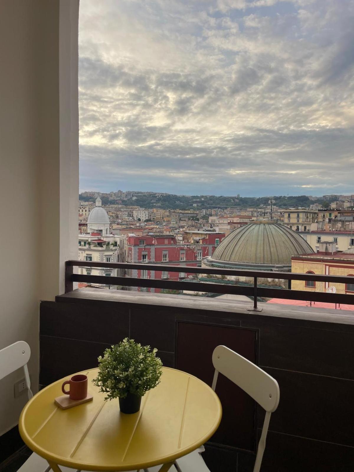 Faccia Gialla Napoli Casa Vacanze Buitenkant foto