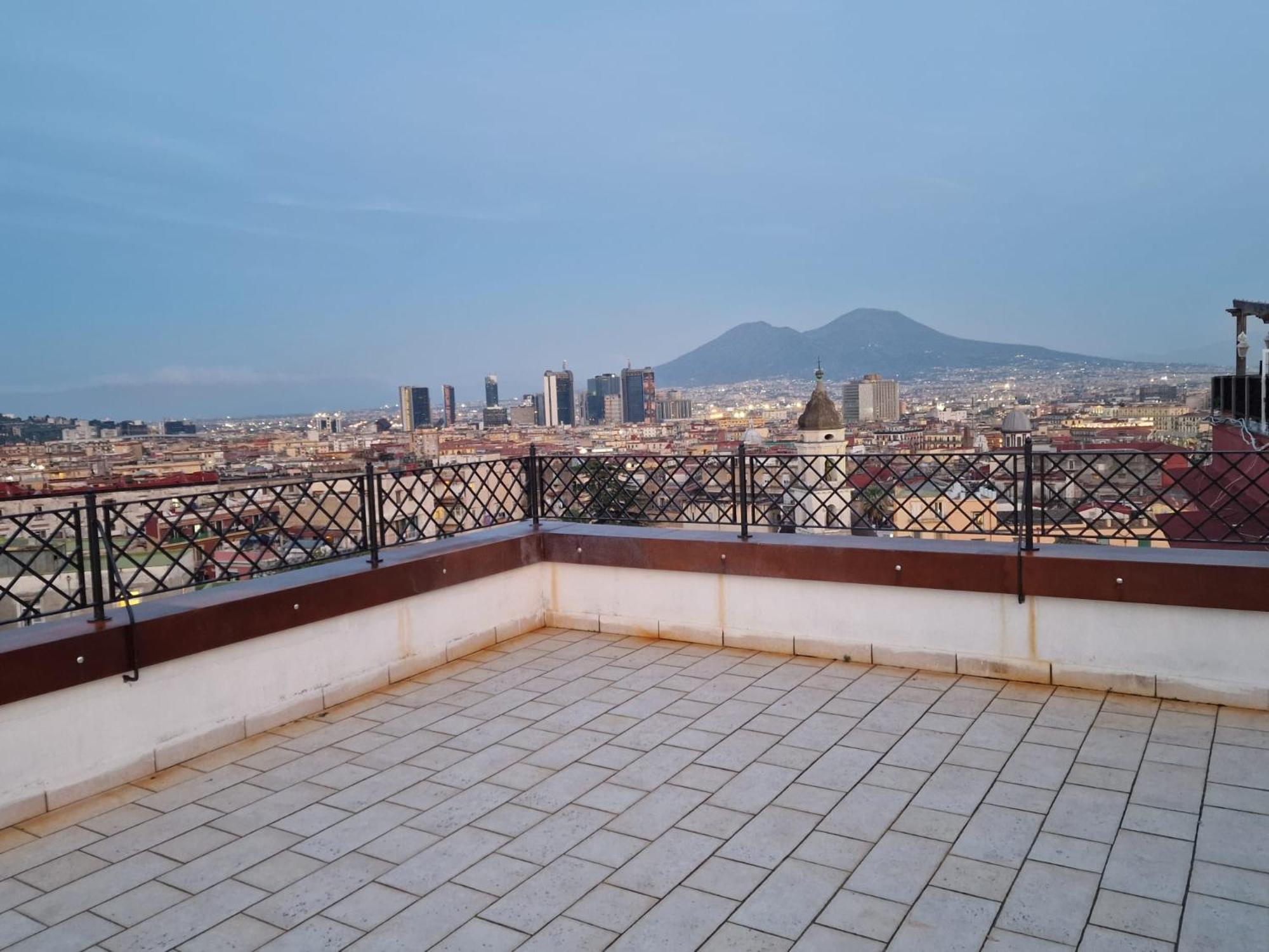 Faccia Gialla Napoli Casa Vacanze Buitenkant foto
